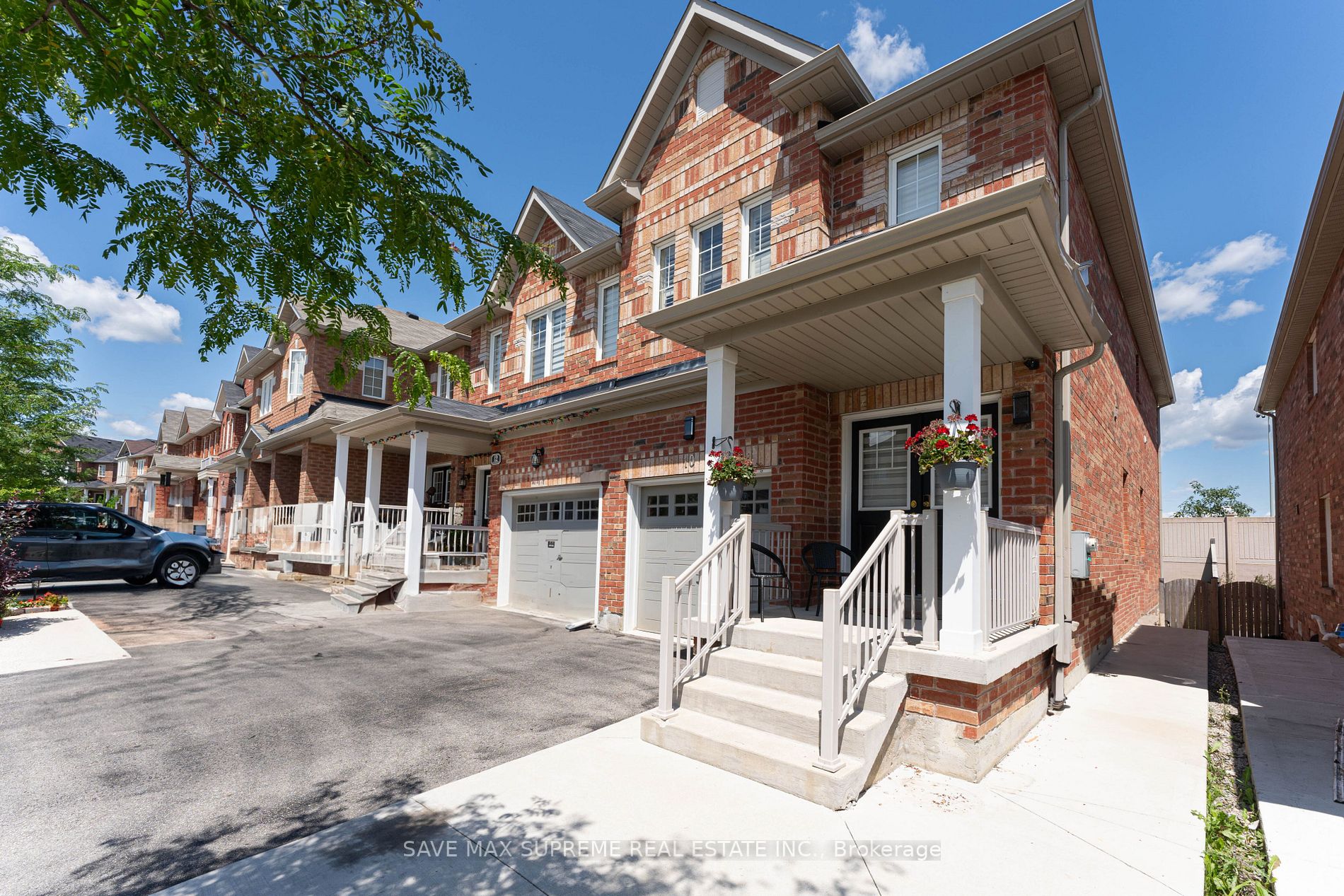 10 Gulfbrook Circ