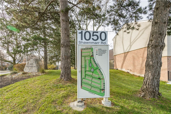 1050 Shawnmarr Dr, Mississauga