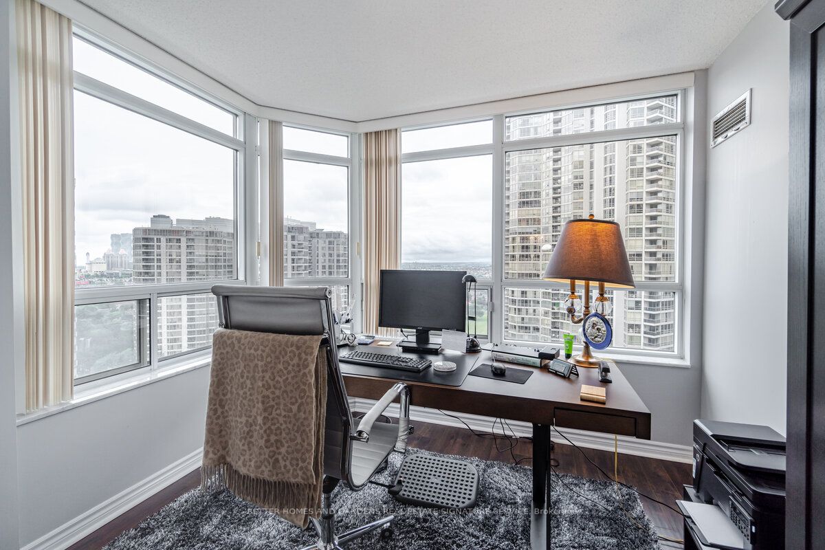 35 Kingsbridge Gardens Circ, #2012