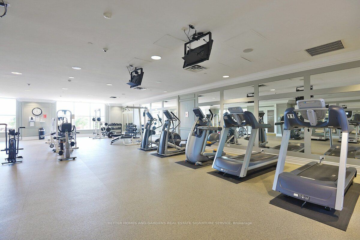 35 Kingsbridge Gardens Circ, #2012