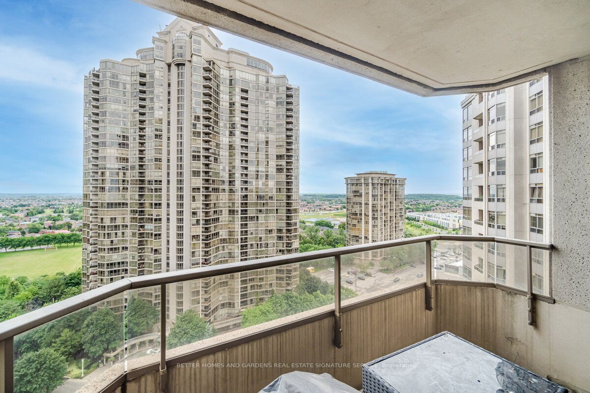 35 Kingsbridge Gardens Circ, #2012