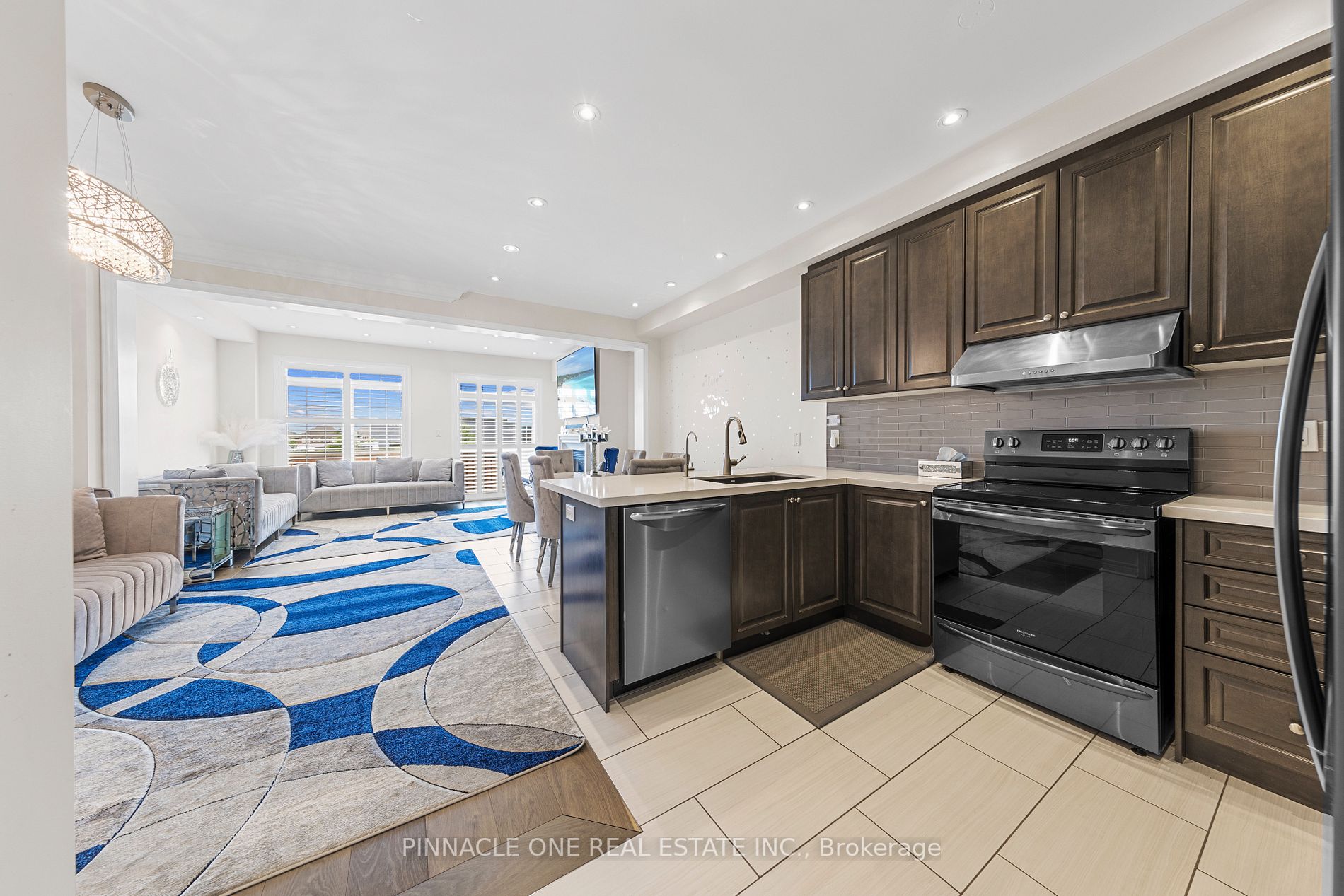Listing W6706412 - Large Photo # 7