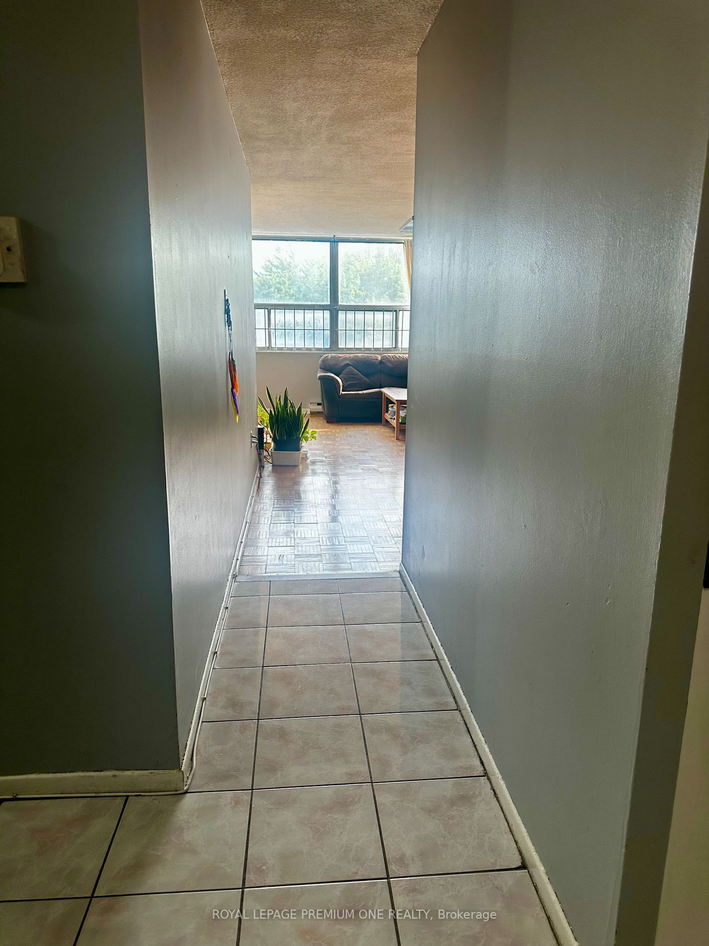 10 Tobermory Dr, #408