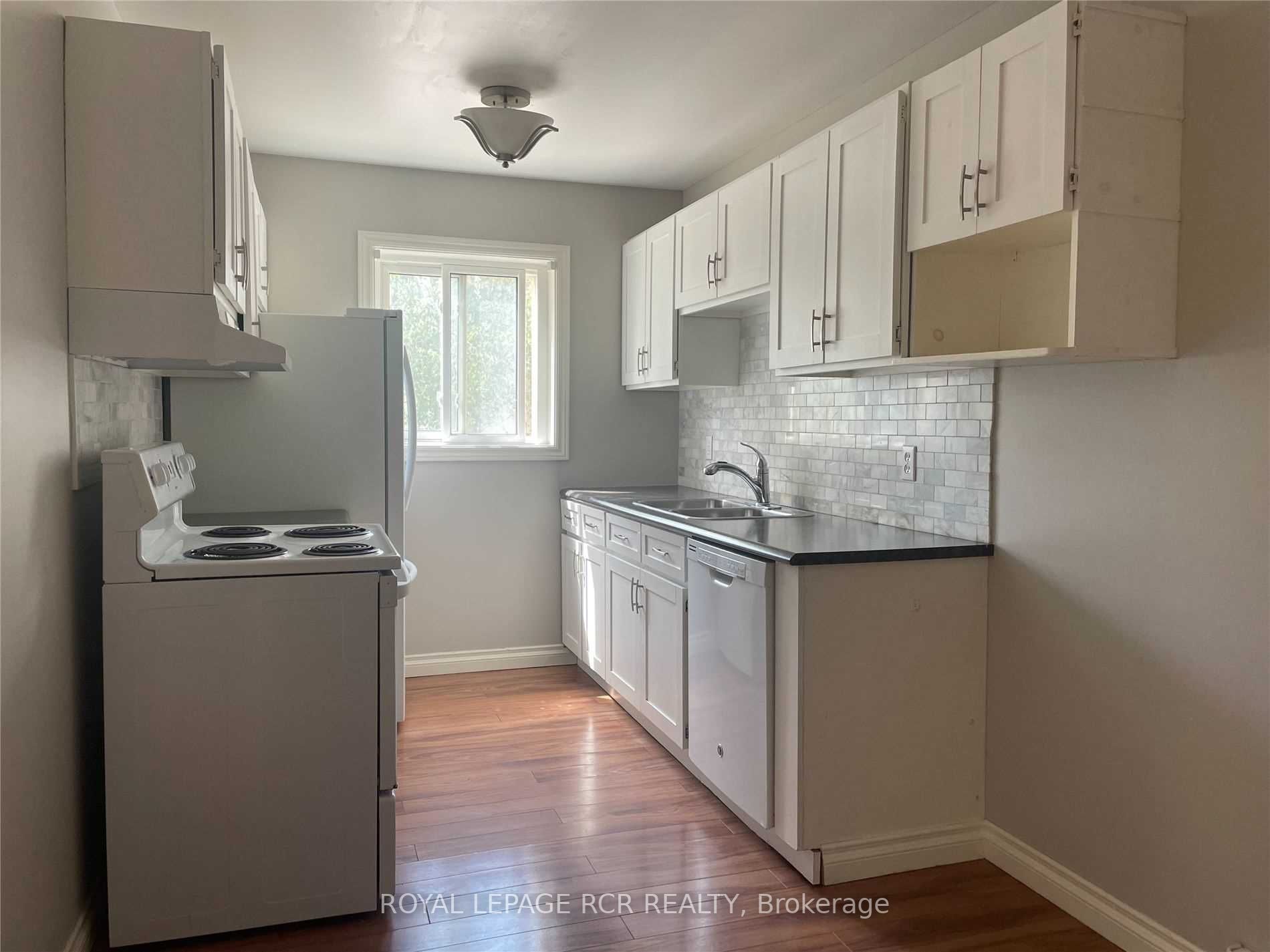 2 Cedar Dr, #4