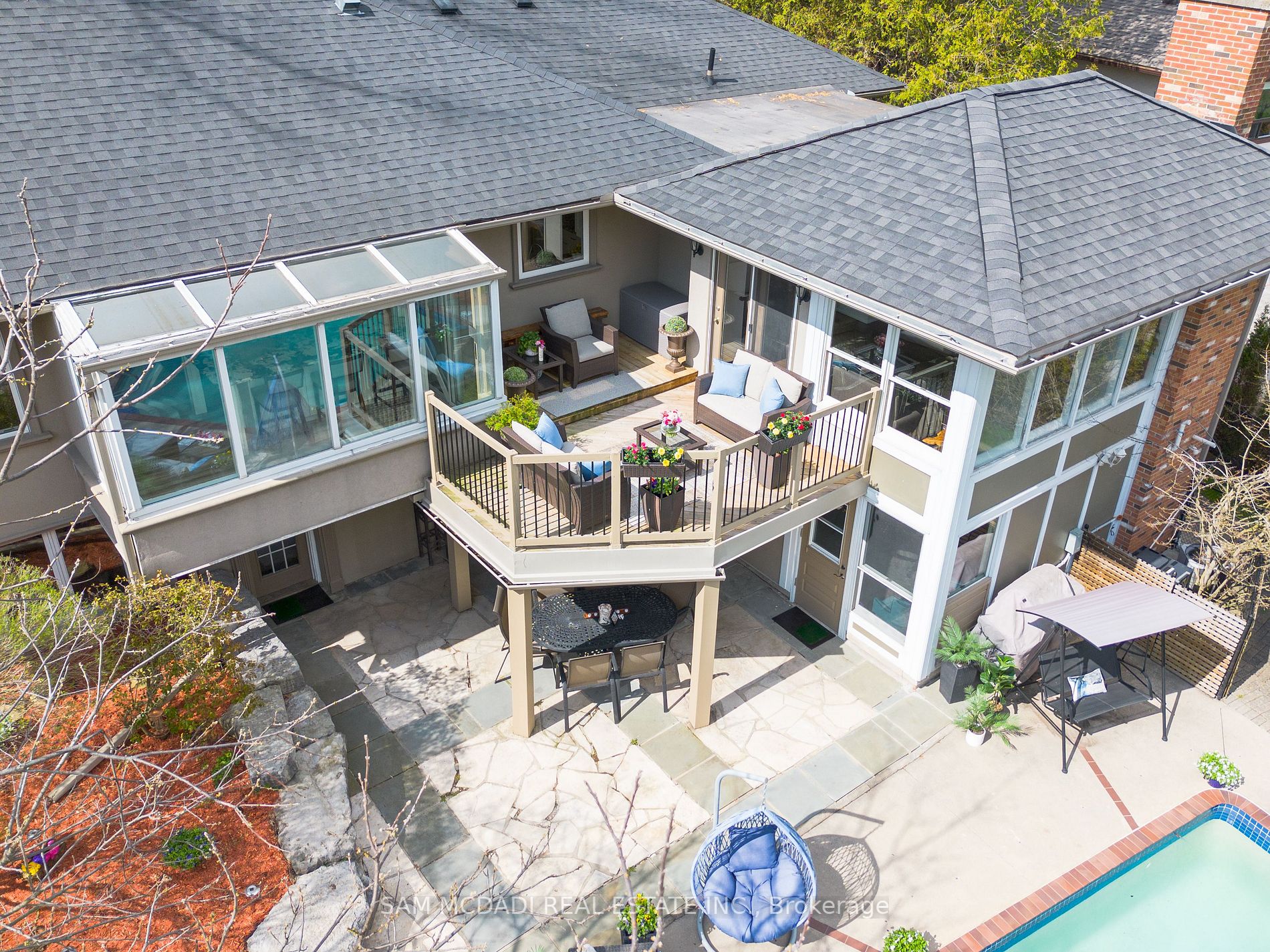 1269 Stavebank Rd