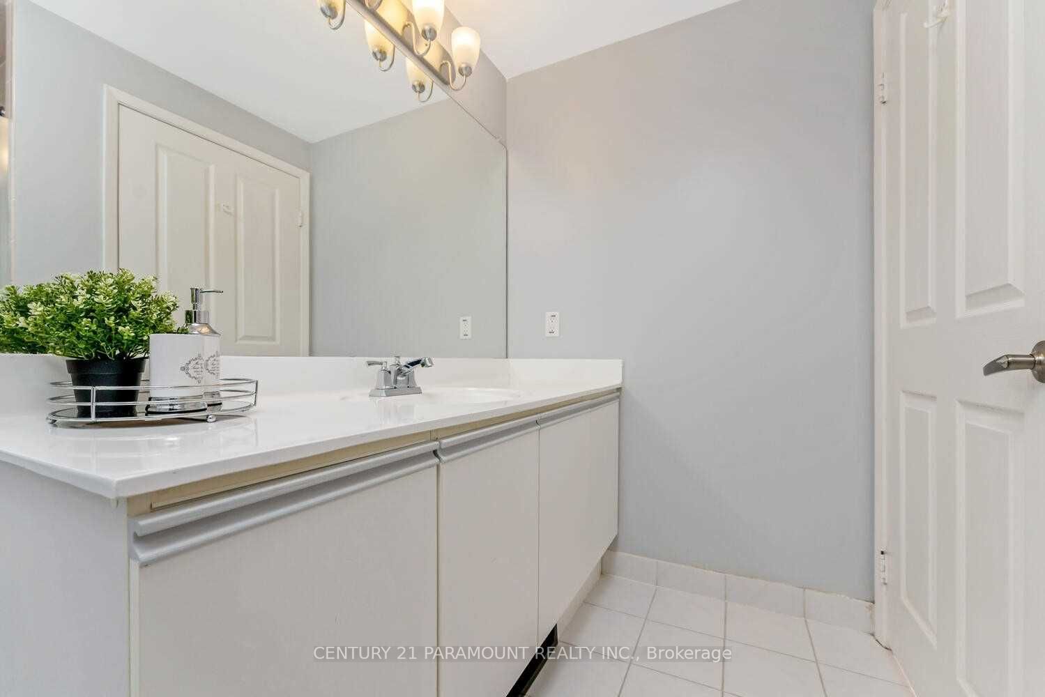 2199 Sixth Line, #418