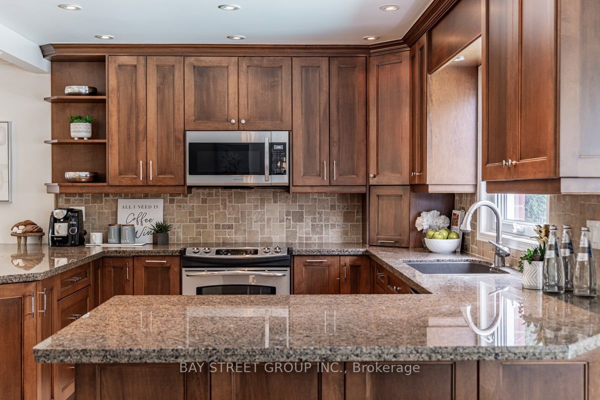 1052 Beechnut Rd
