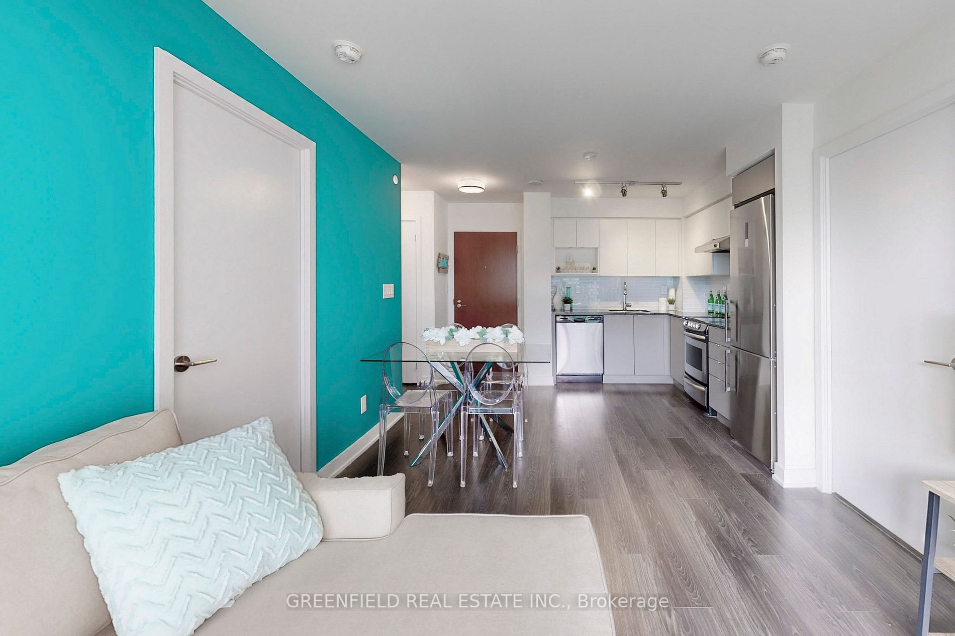 160 Flemington Rd, #326