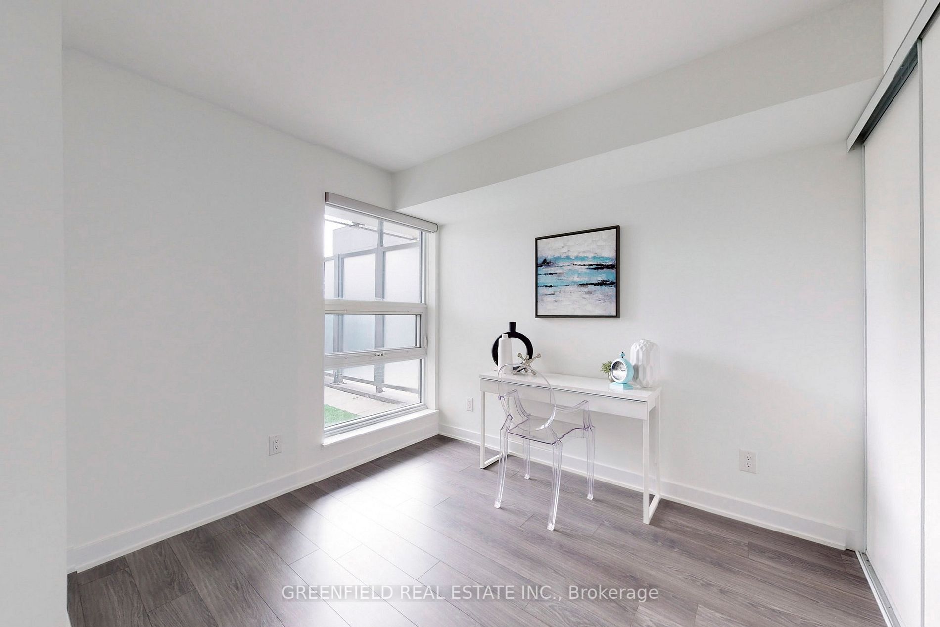 160 Flemington Rd, #326