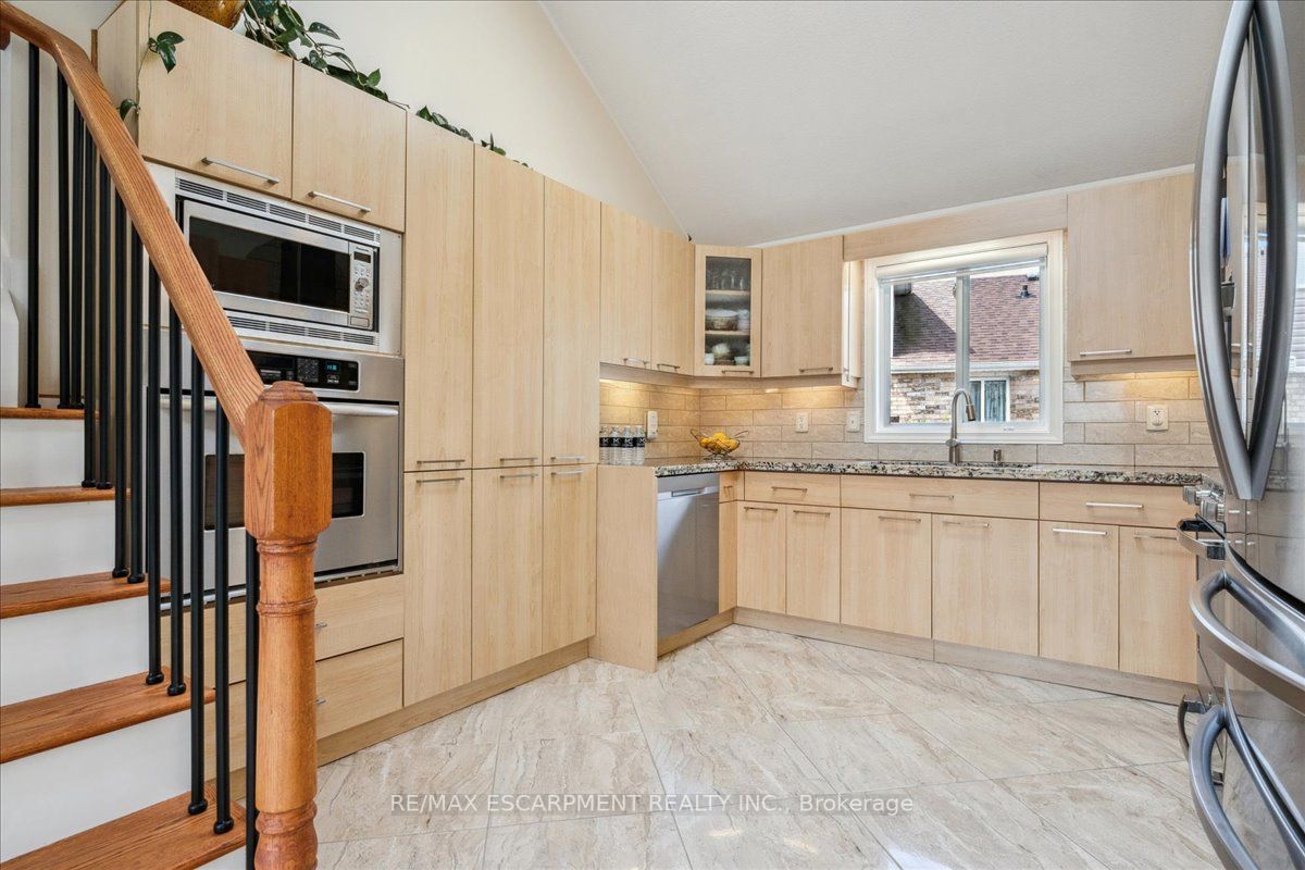 5 Beardmore Crescent