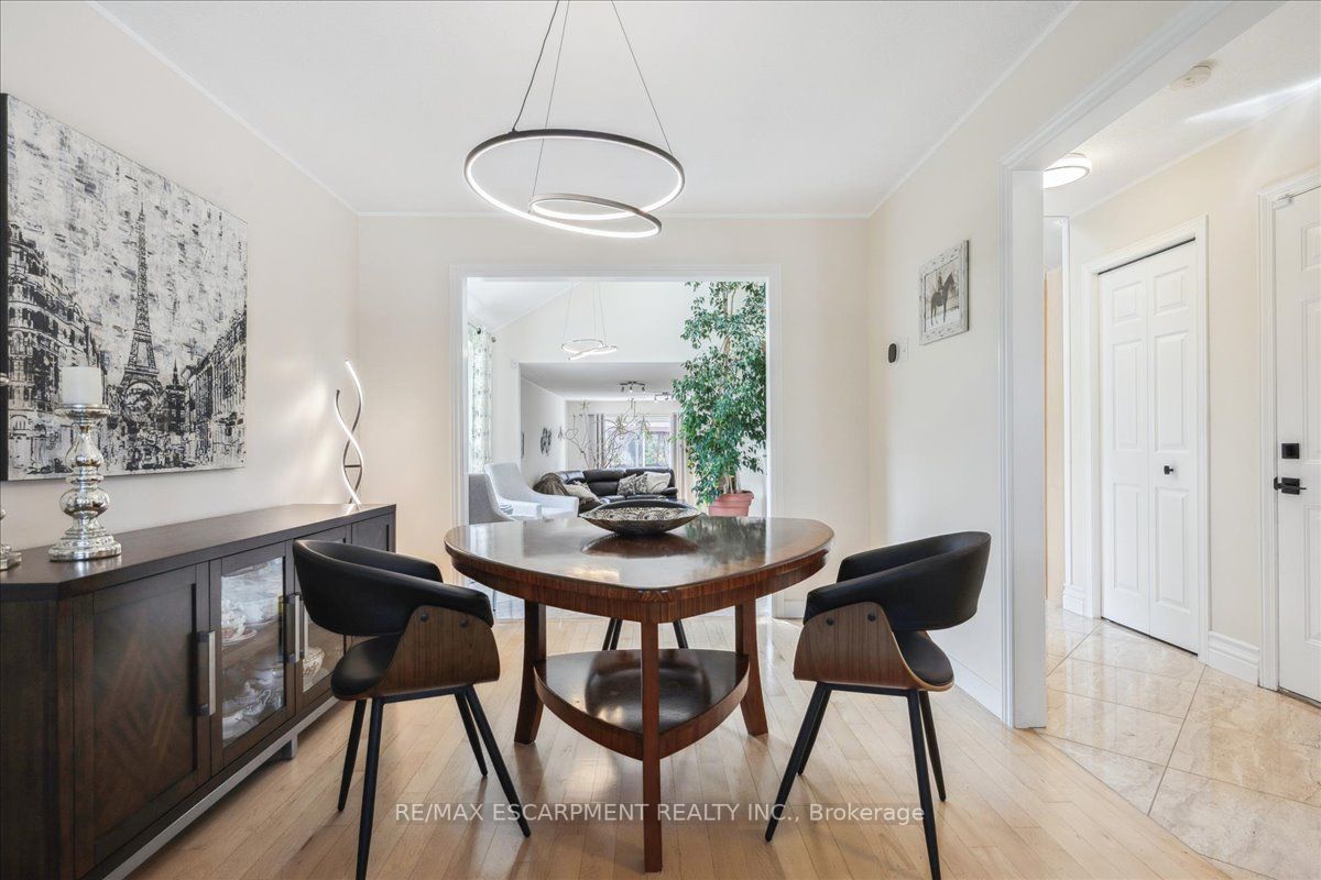 5 Beardmore Crescent