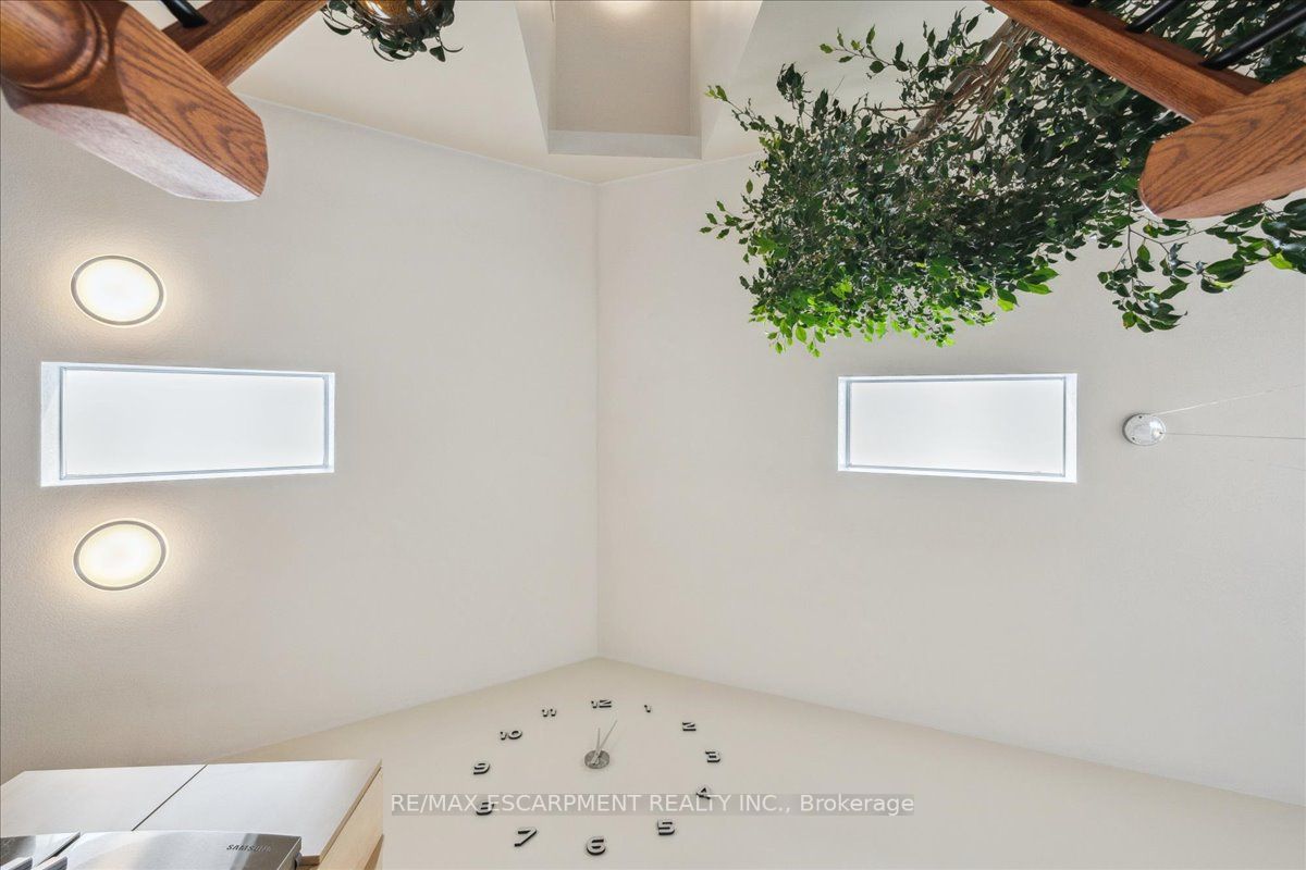5 Beardmore Crescent