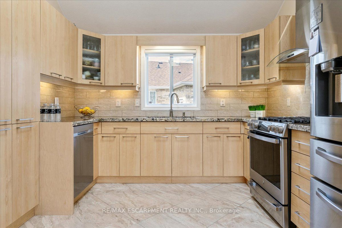 5 Beardmore Crescent