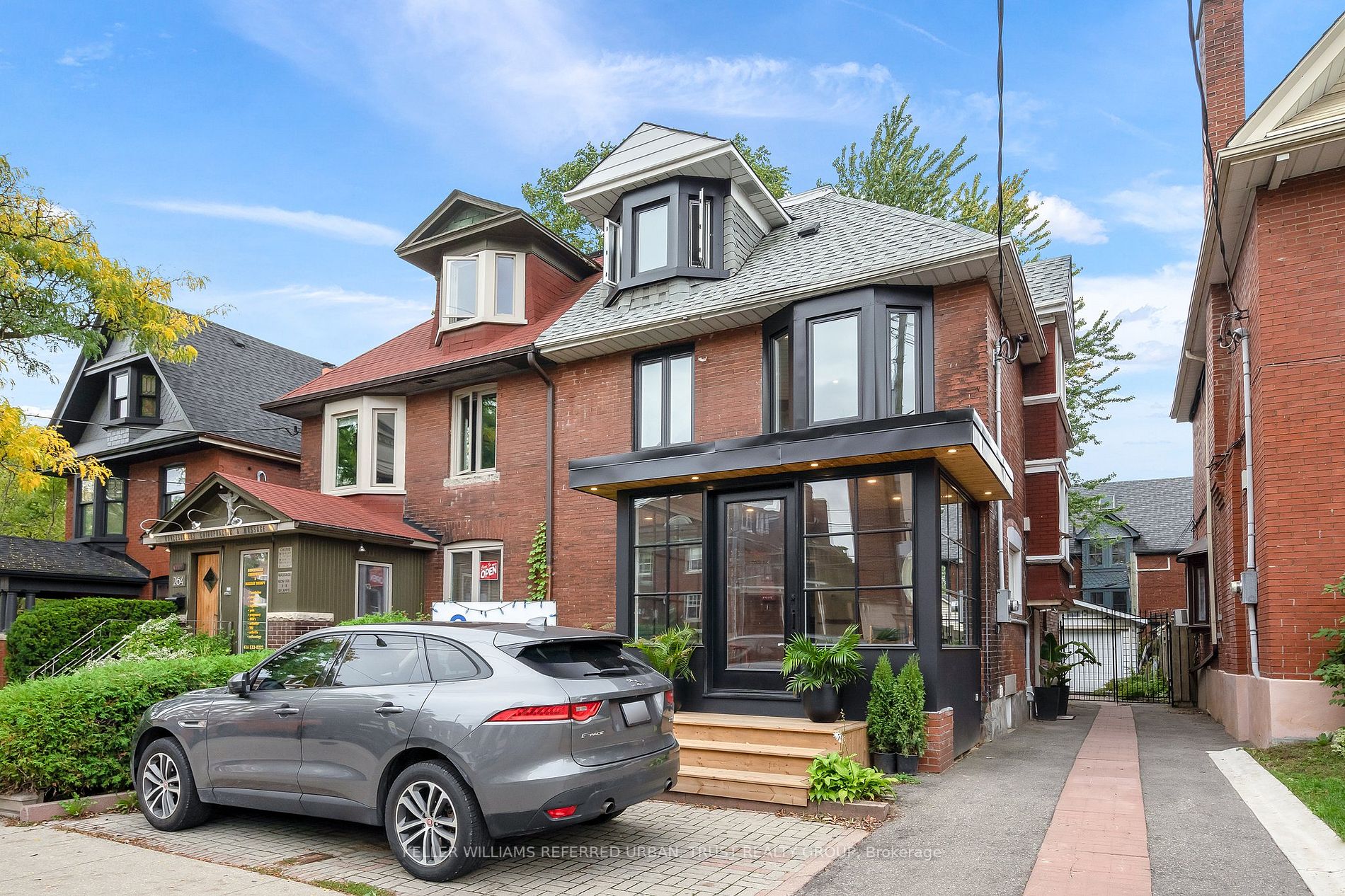 266 Roncesvalles Ave, #Main