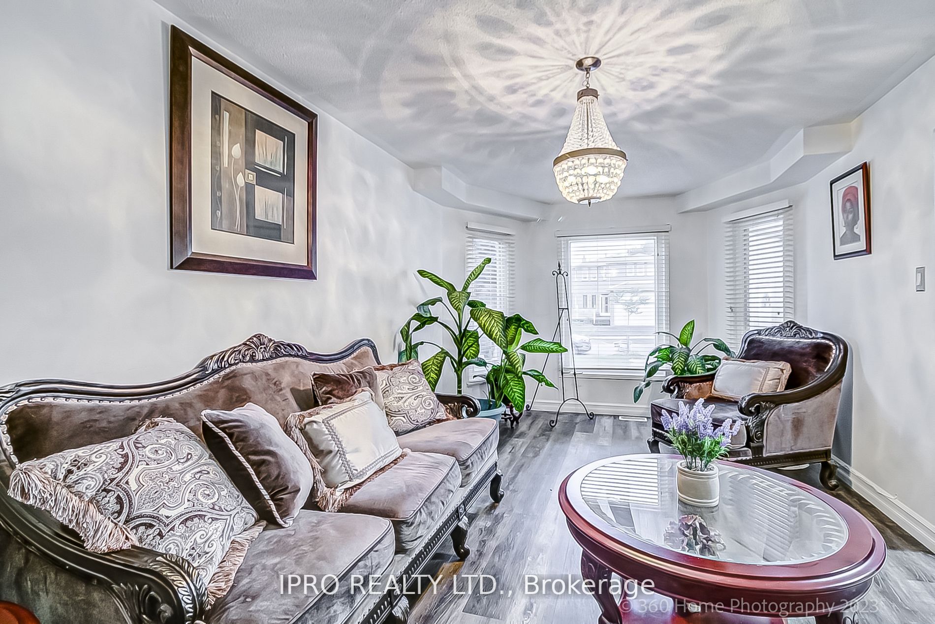 23 Kirk Dr