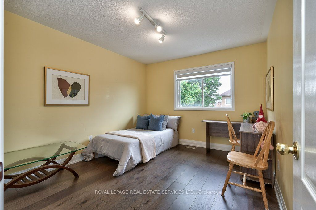 2844 Galleon Cres