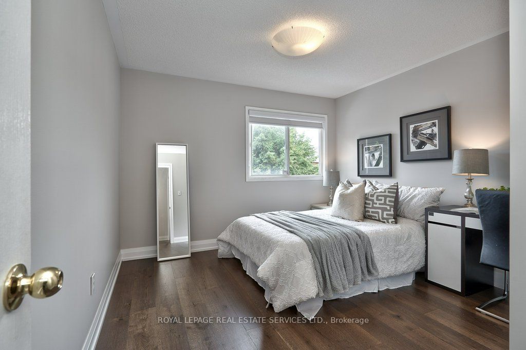 2844 Galleon Cres