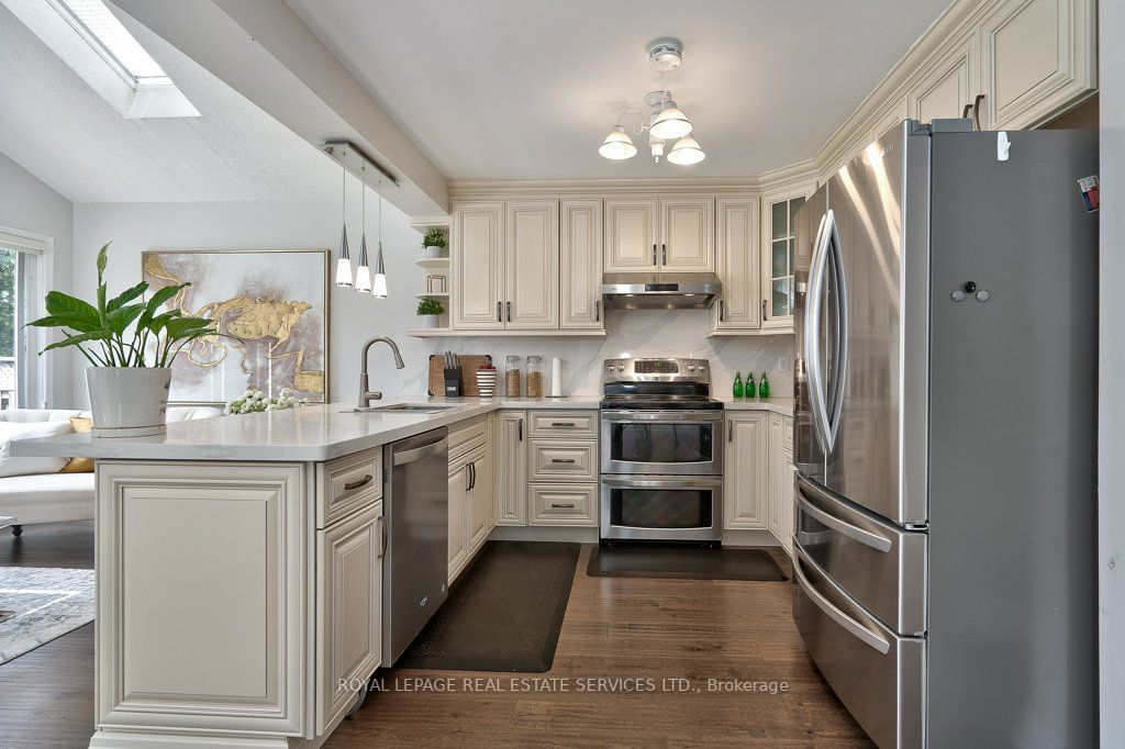 2844 Galleon Cres
