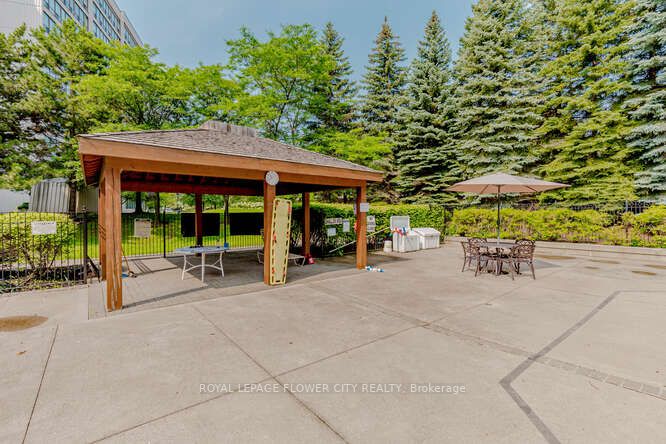 10 Laurelcrest St, #412