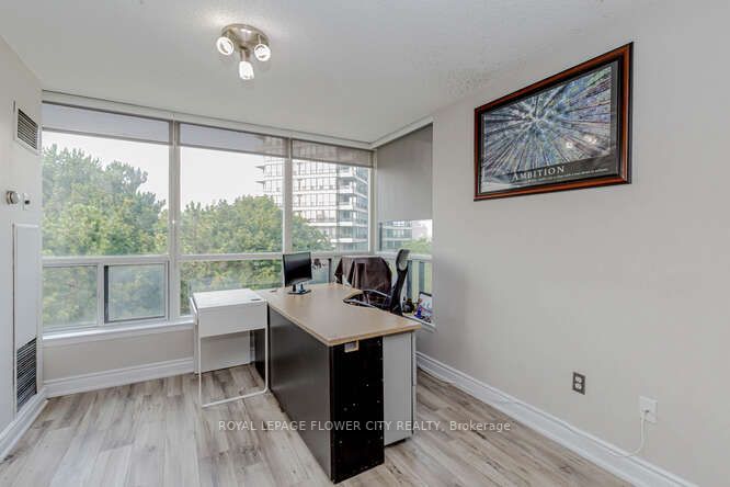 10 Laurelcrest St, #412