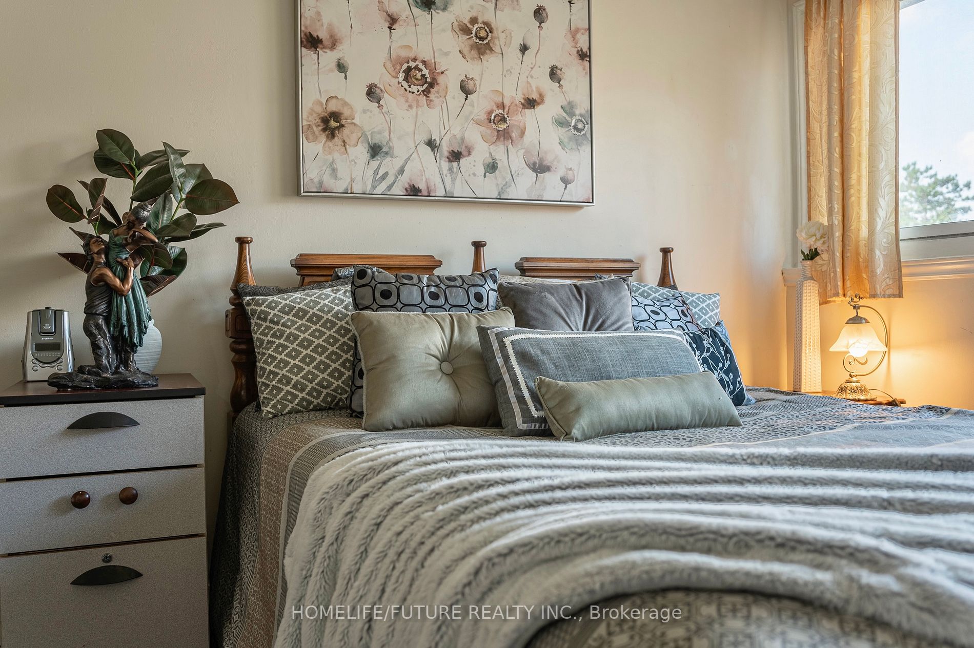 21 London Green Crt, #31