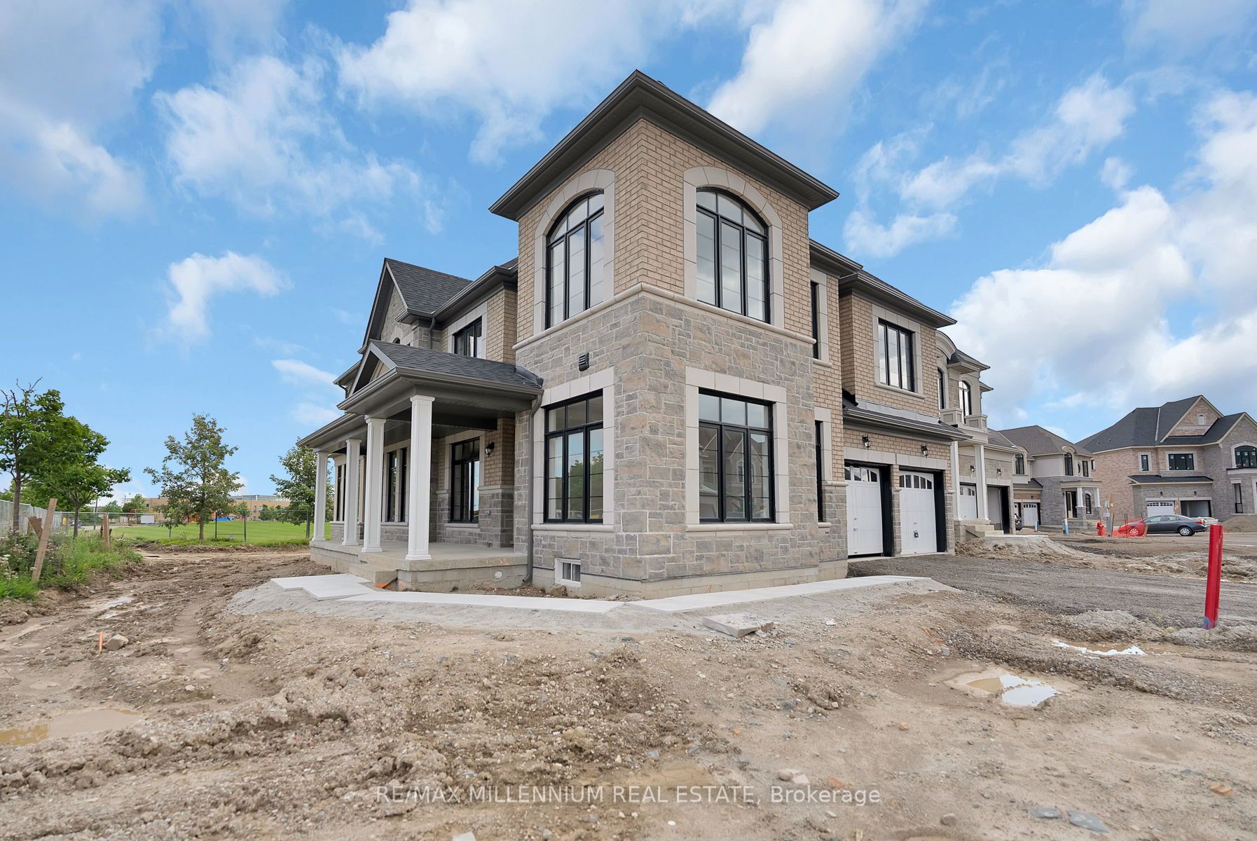 2 Catherwood Crt