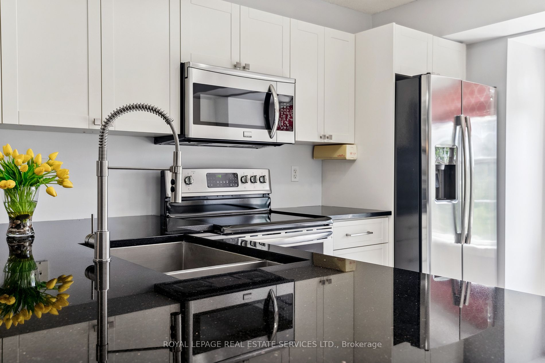 2055 Appleby Line, #211