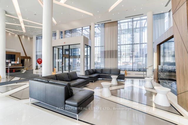 55 Eglinton Ave W, #2010