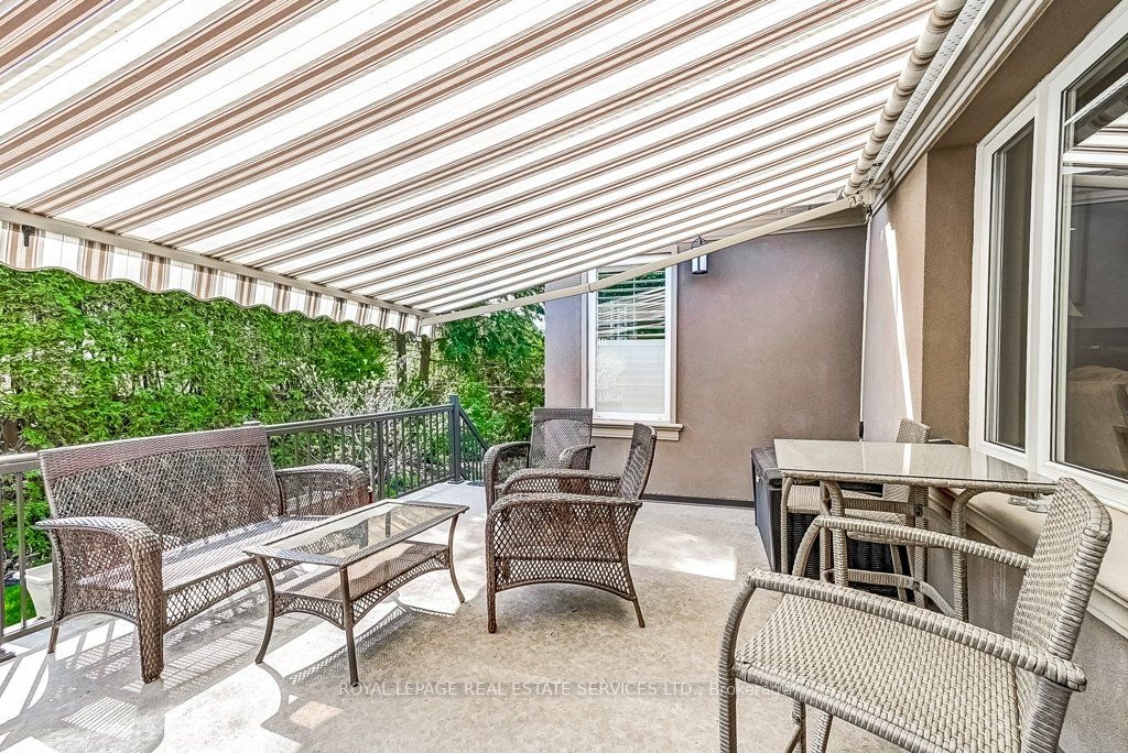 406 Maple Grove Dr