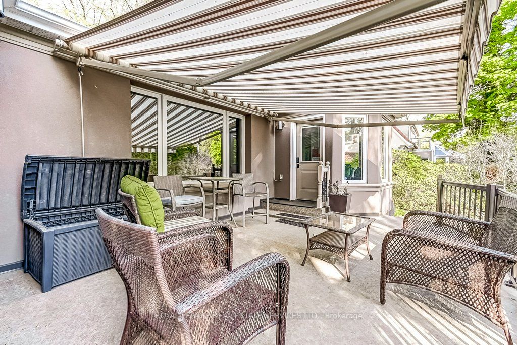 406 Maple Grove Dr