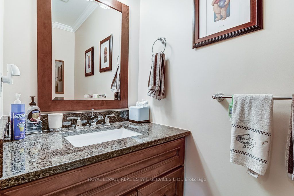 406 Maple Grove Dr