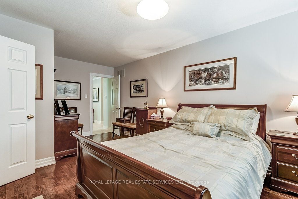 406 Maple Grove Dr