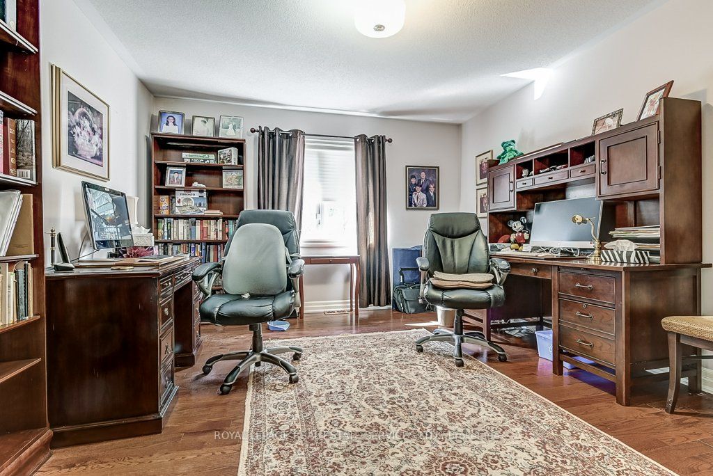 406 Maple Grove Dr