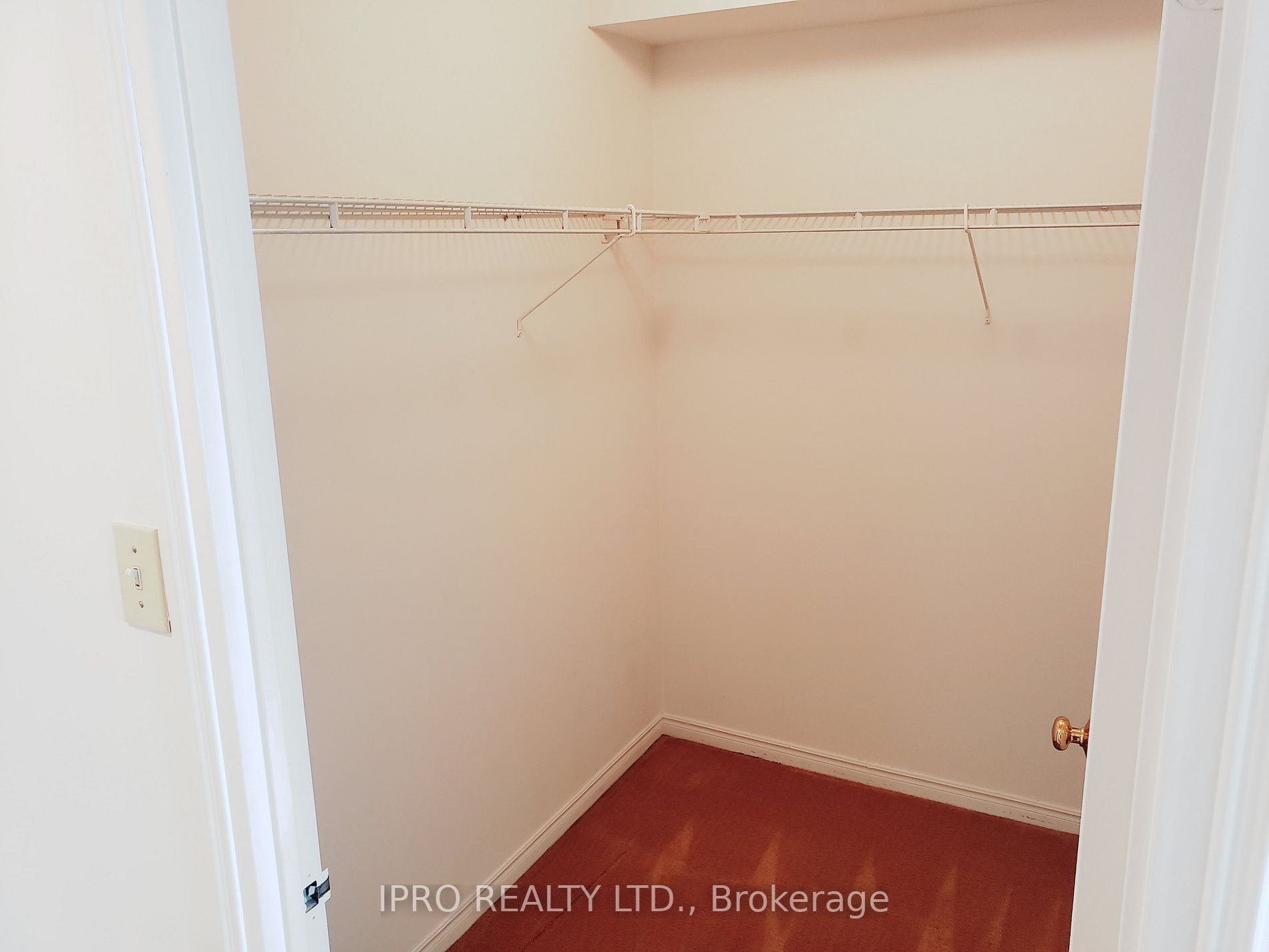 1360 Rathburn Rd E, #1705