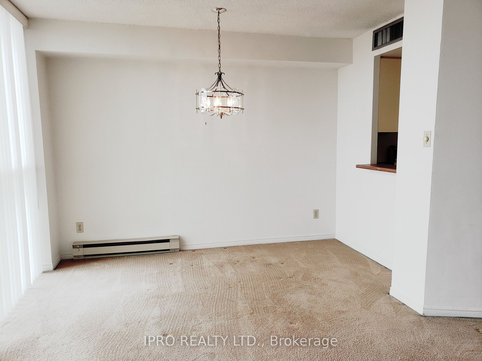 1360 Rathburn Rd E, #1705