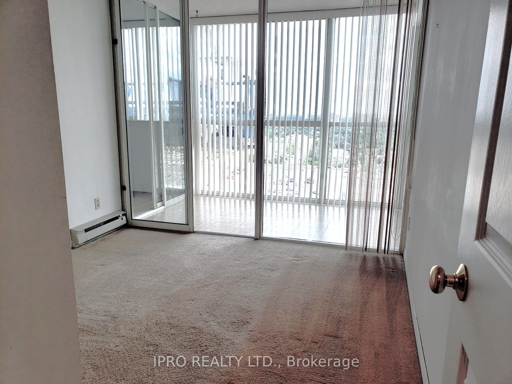 1360 Rathburn Rd E, #1705