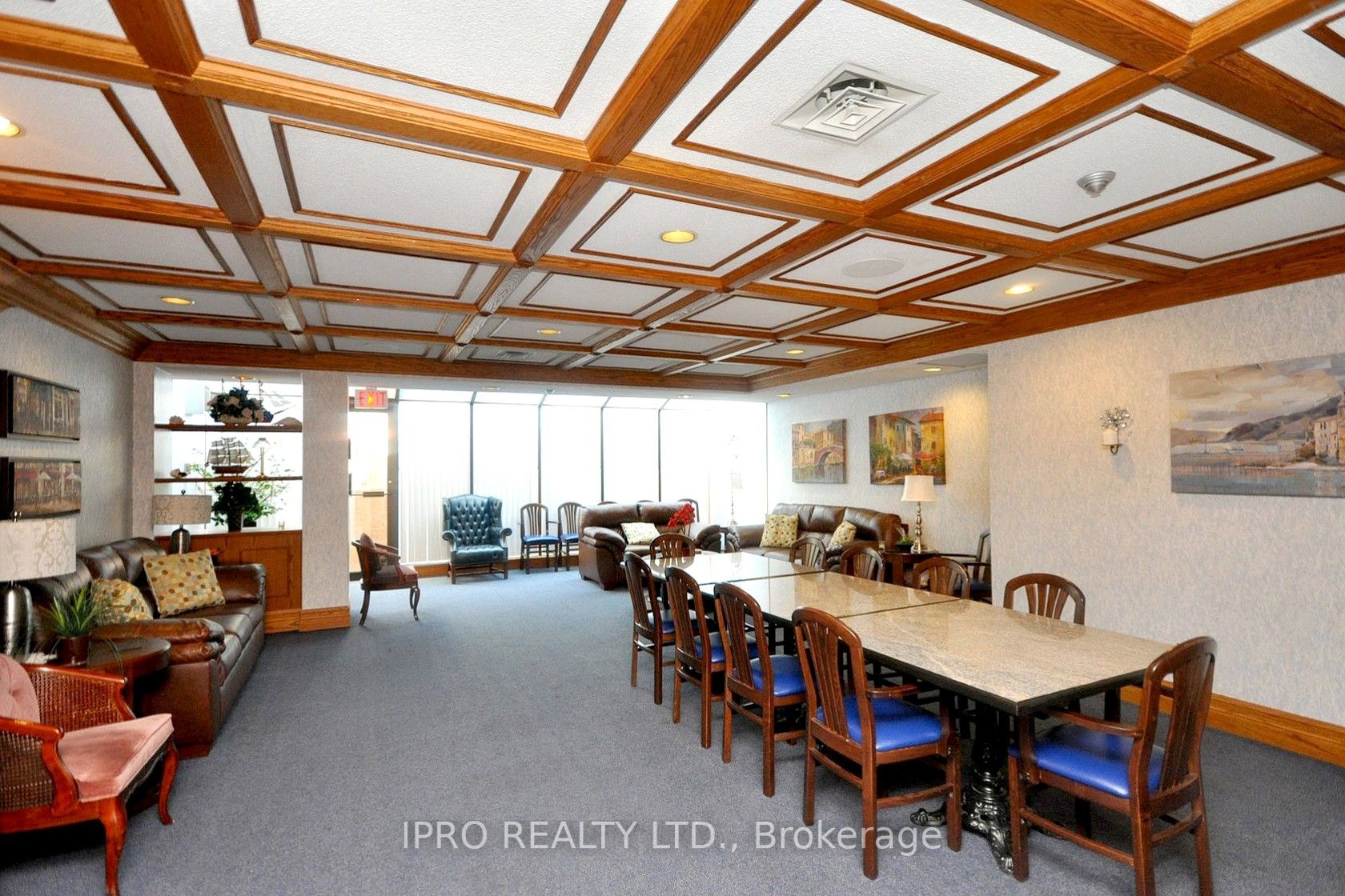 1360 Rathburn Rd E, #1705