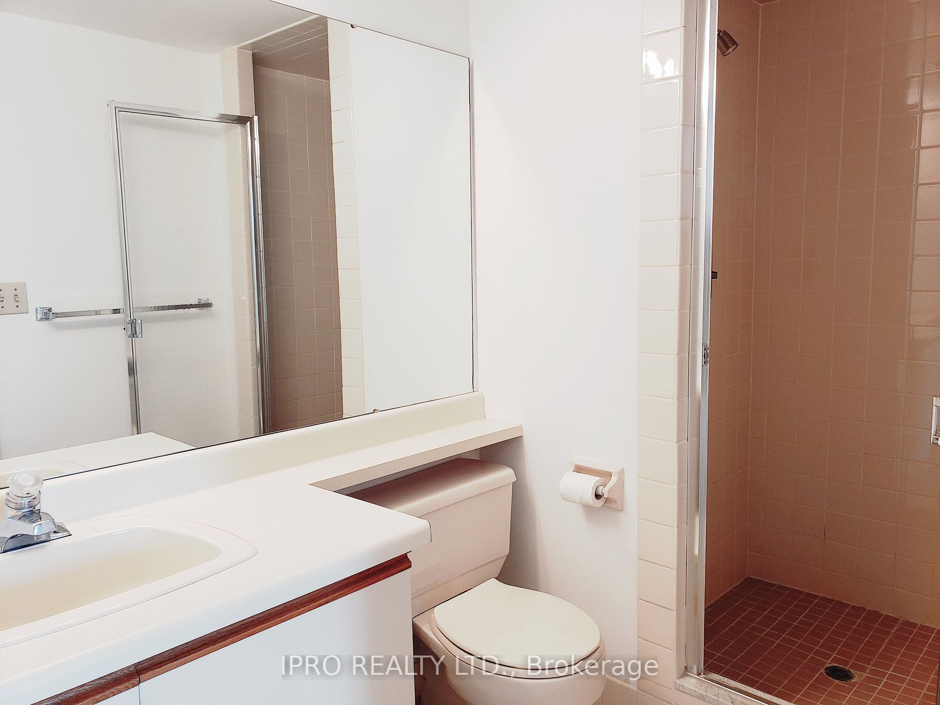 1360 Rathburn Rd E, #1705