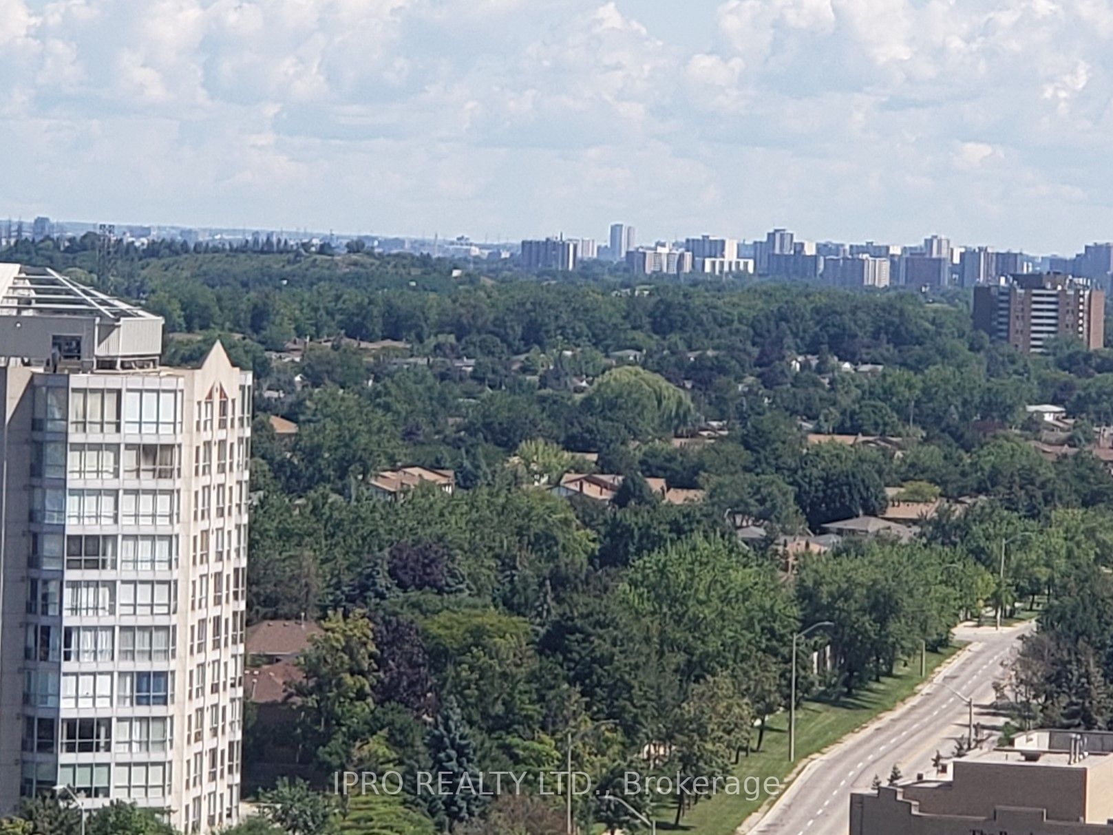 1360 Rathburn Rd E, #1705