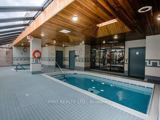 1360 Rathburn Rd E, #1705