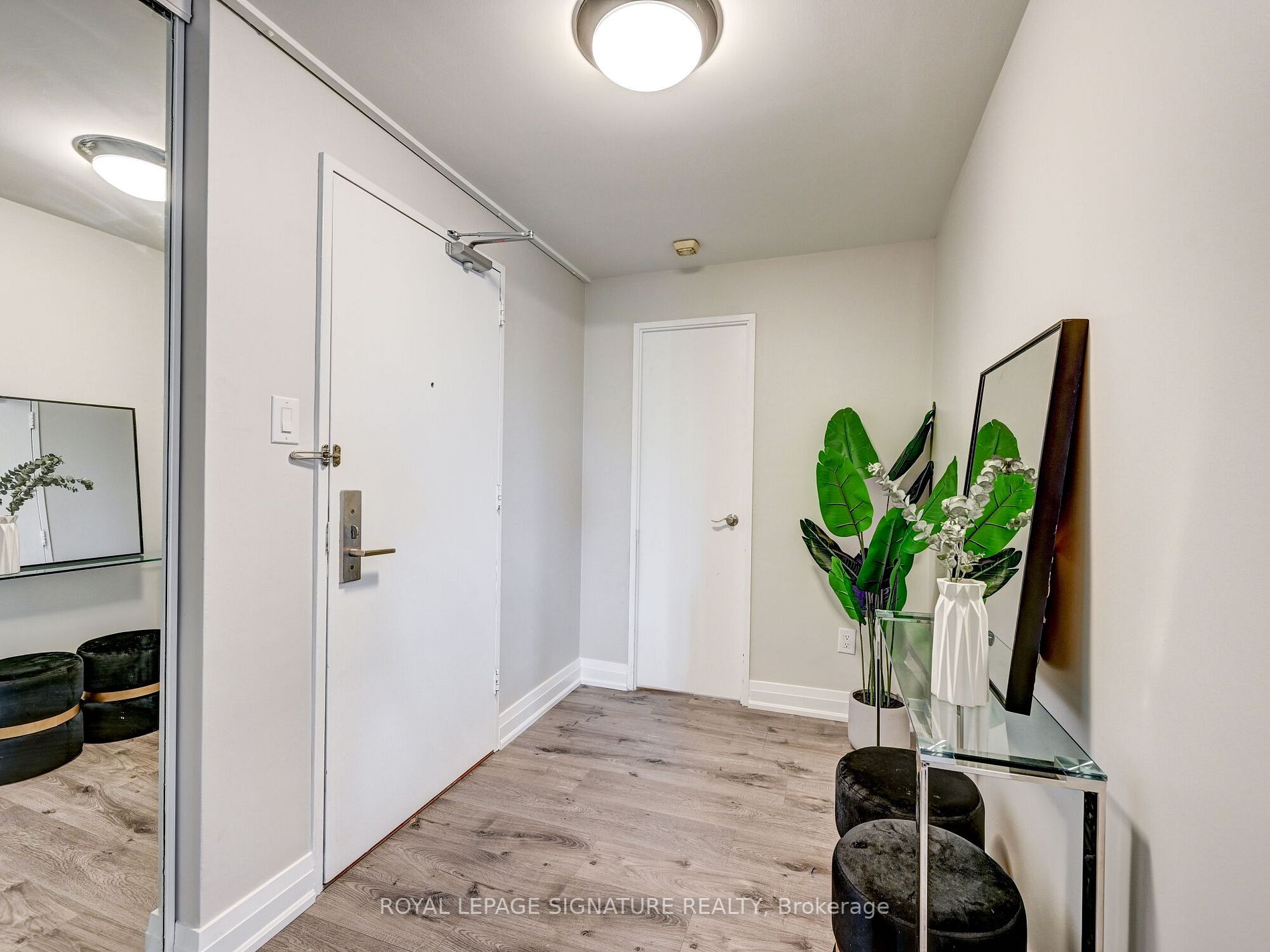 1400 Dixie Rd, #601