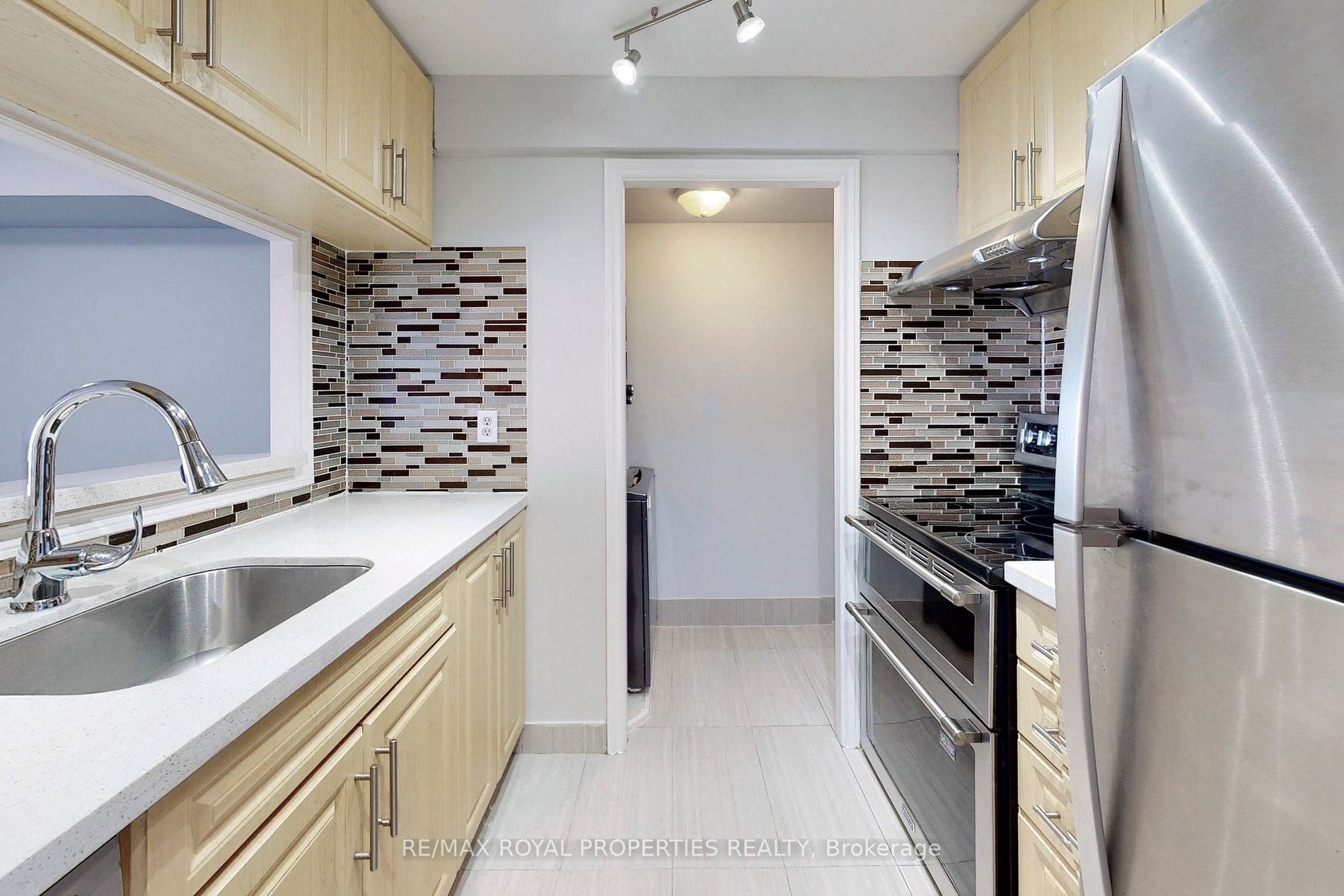 265 Enfield Pl, #1807