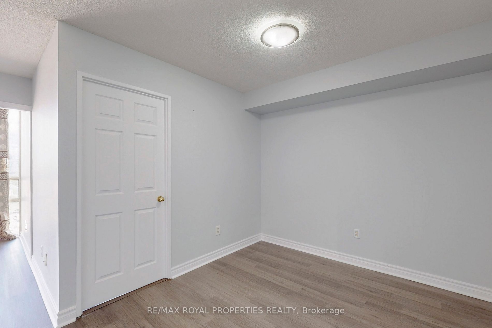 265 Enfield Pl, #1807