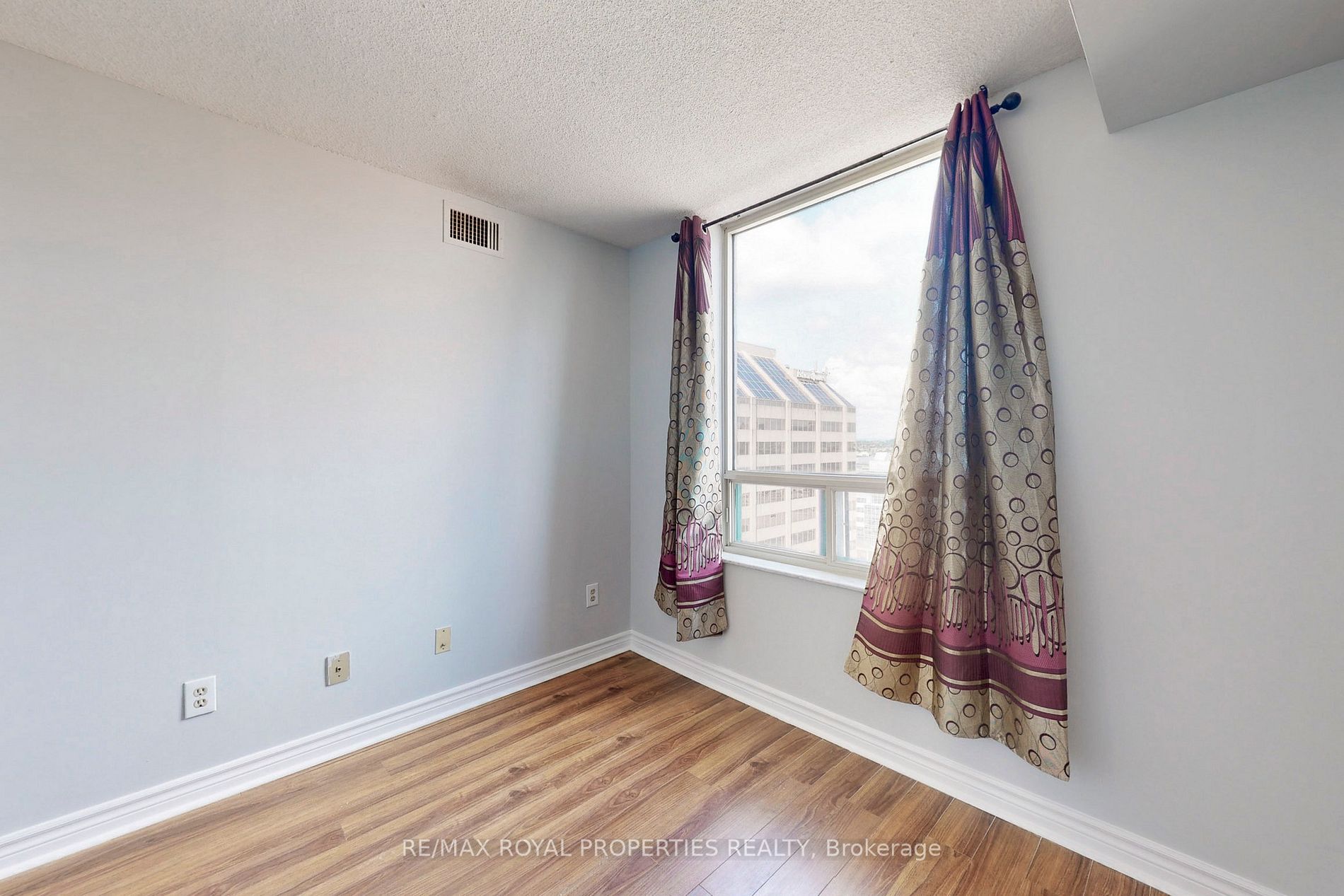 265 Enfield Pl, #1807