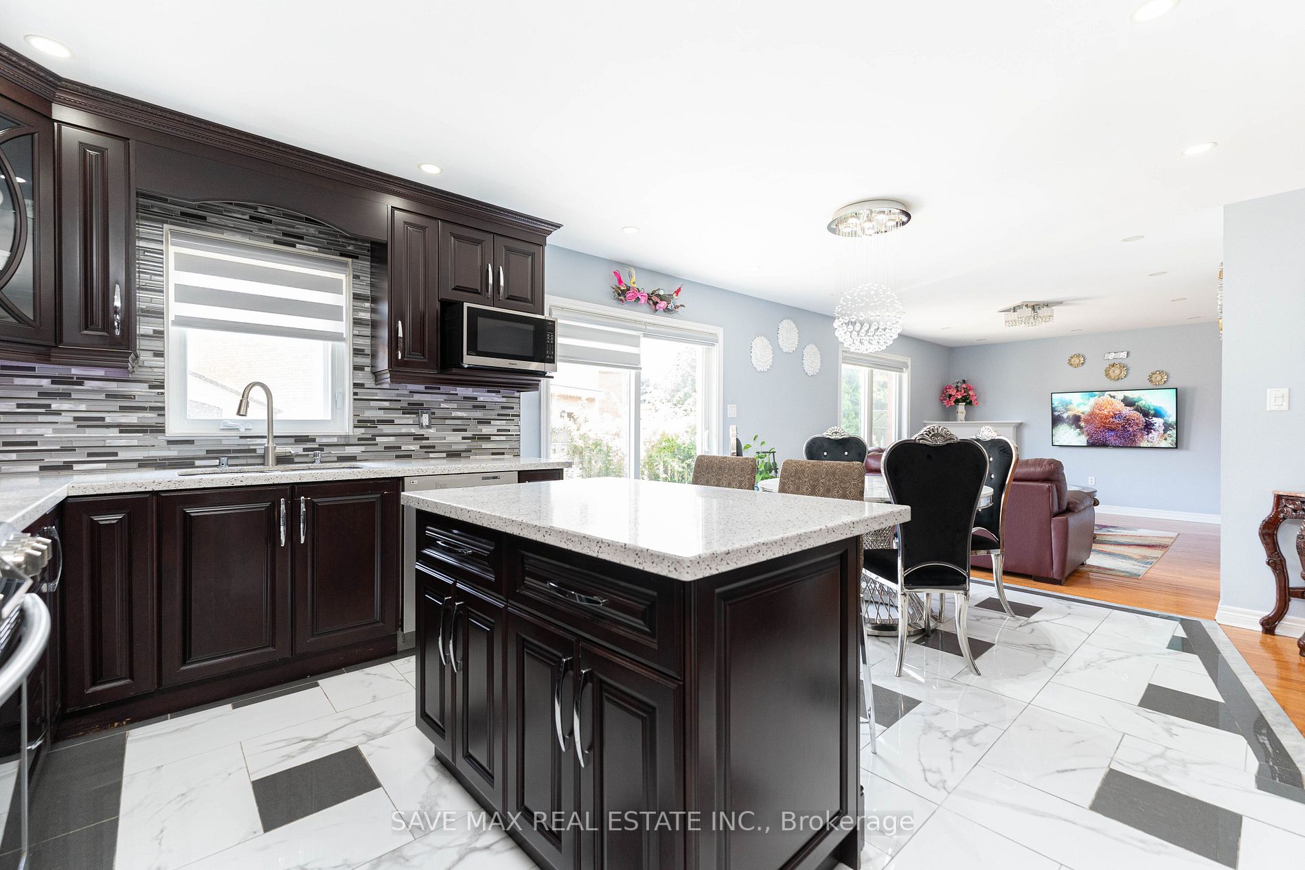 3 Fairhill Ave