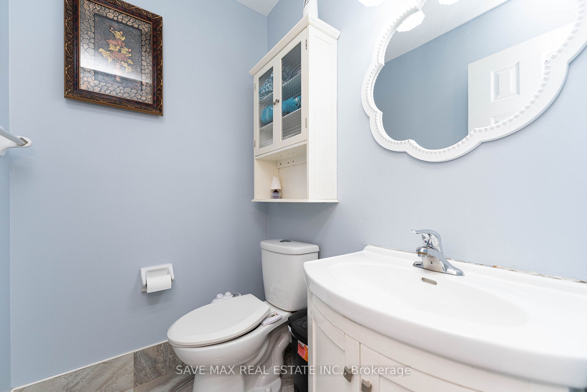 3 Fairhill Ave
