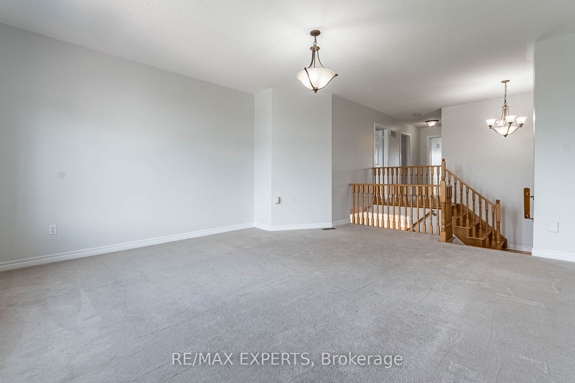 48 Lismer Cres
