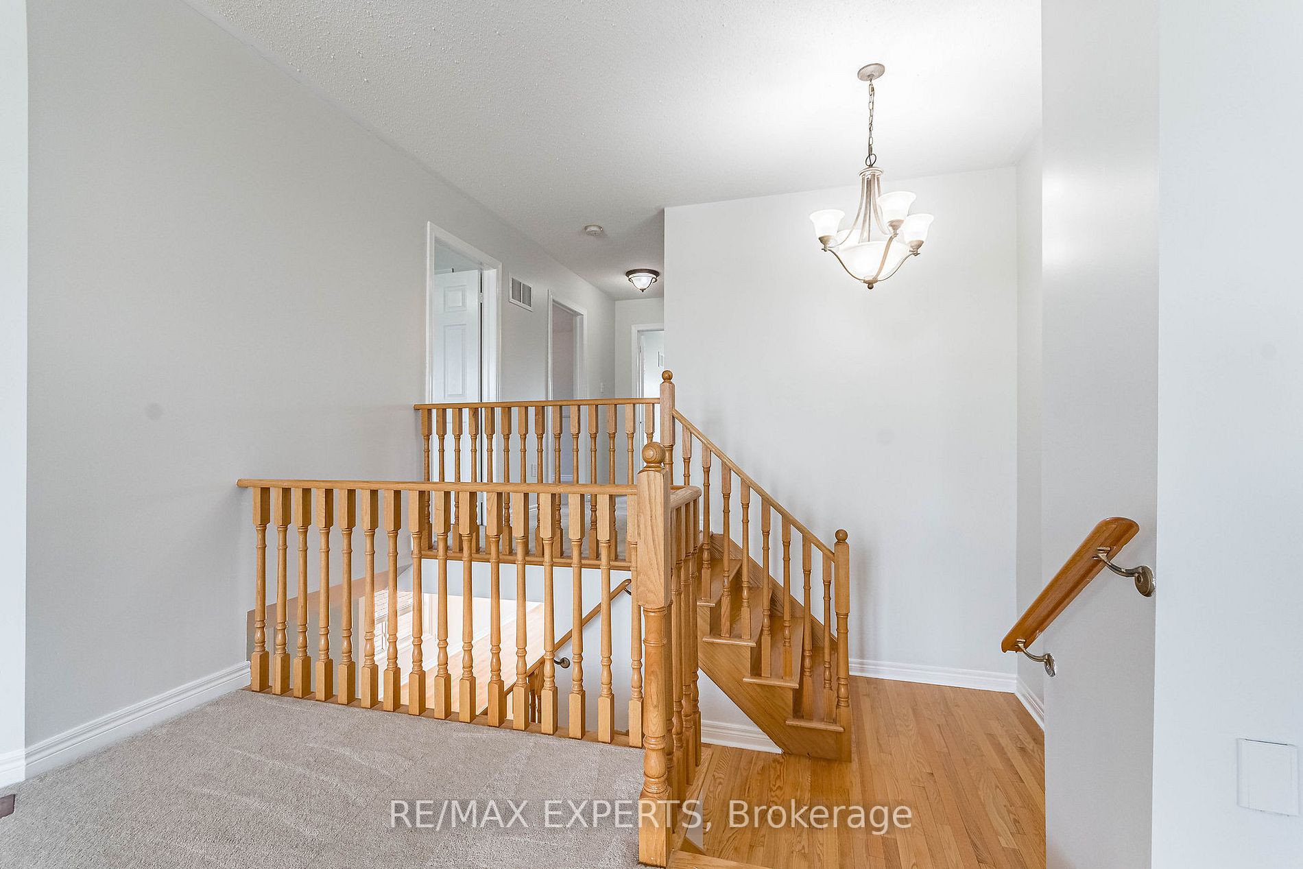 48 Lismer Cres