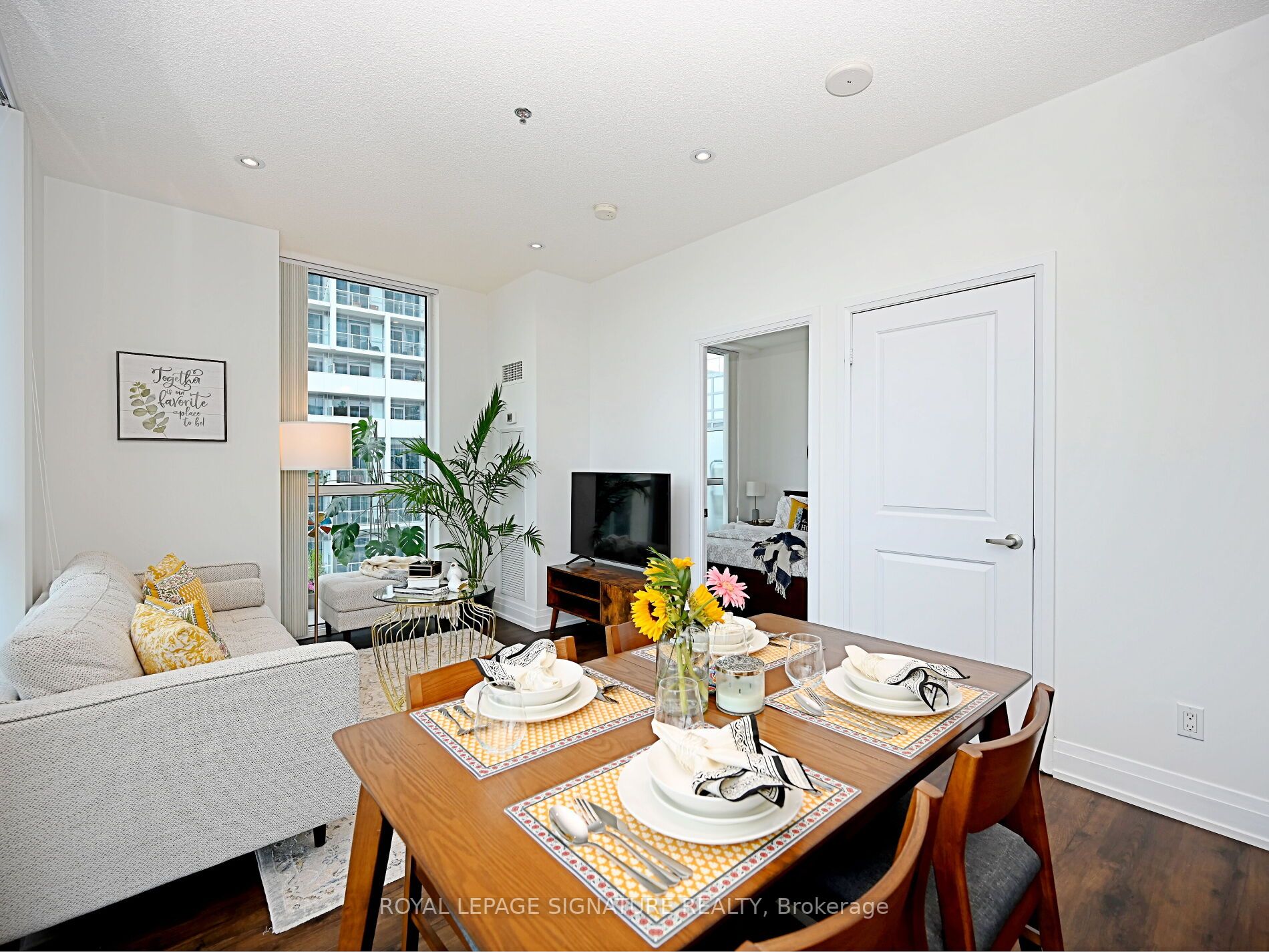 65 Speers Rd, #505
