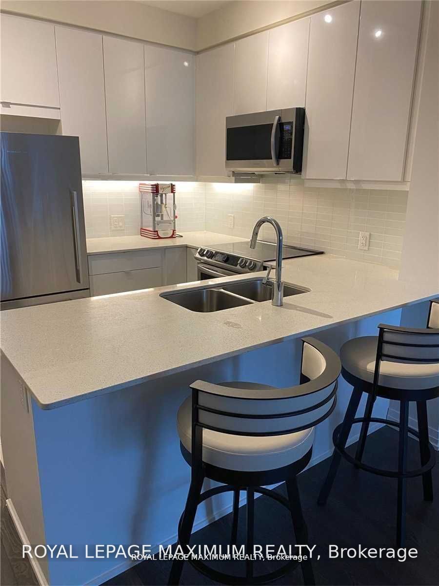 50 Thomas Riley Rd, #819